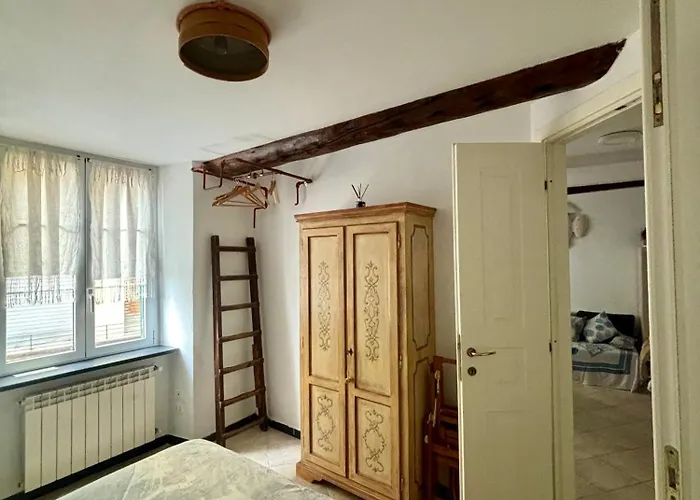 Trentapassidalmare Quinto Al Mare * Genua